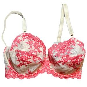 Wacoal 34DD Coral Floral Embroidered Embrace Lace Bra Unlined Underwire 65191